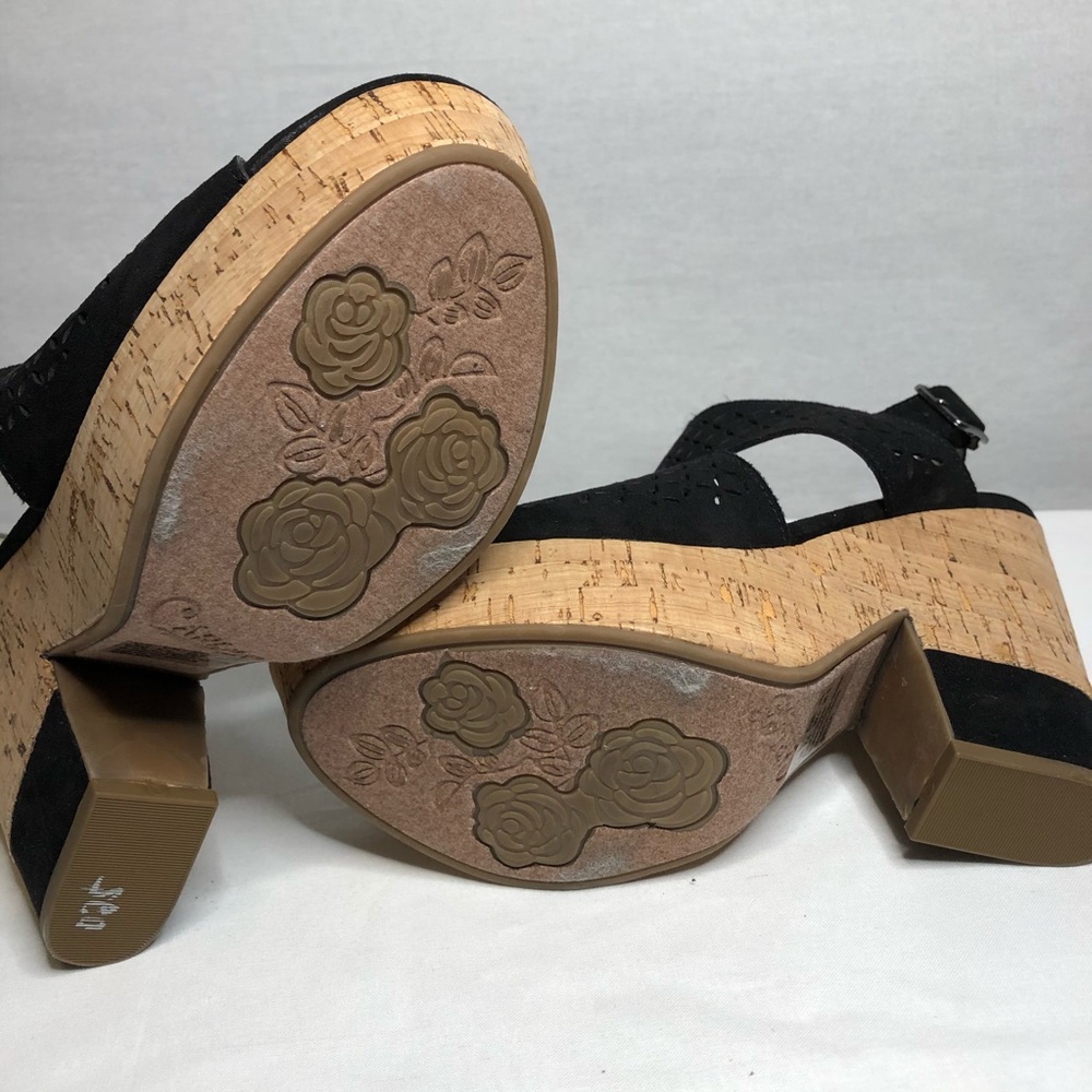 Carlos Bristol platform wedge black sandals - Picture 7 of 7